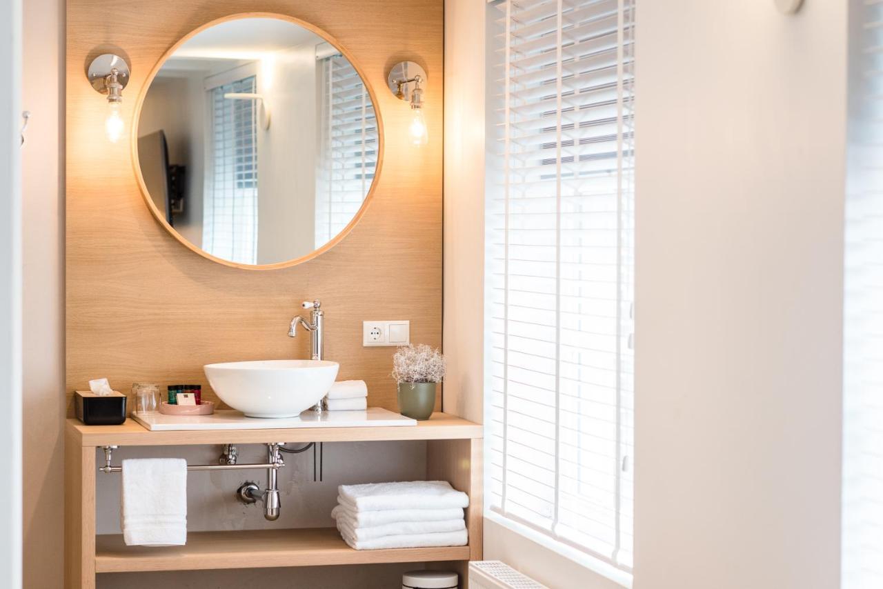 Fietshotel Zee Van Tijd Holwerd Ngoại thất bức ảnh