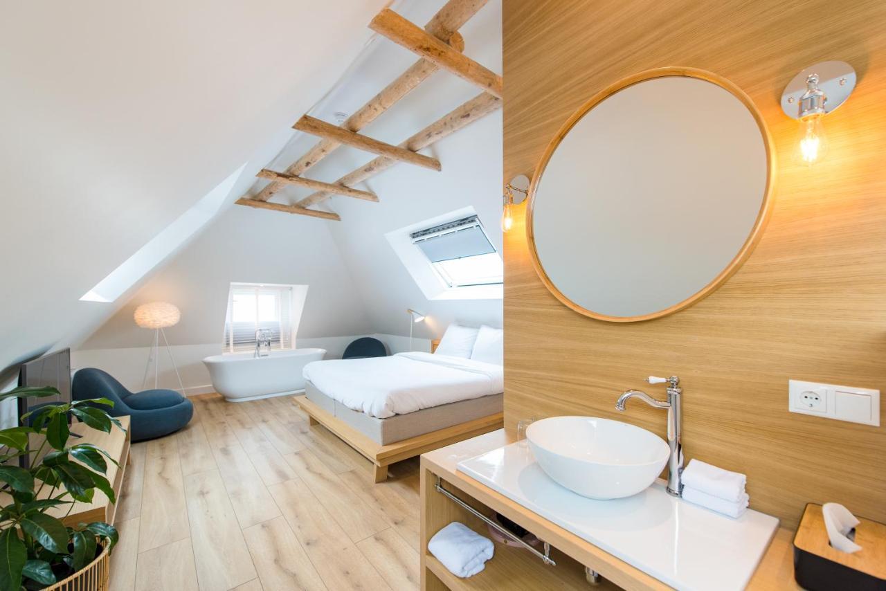 Fietshotel Zee Van Tijd Holwerd Ngoại thất bức ảnh